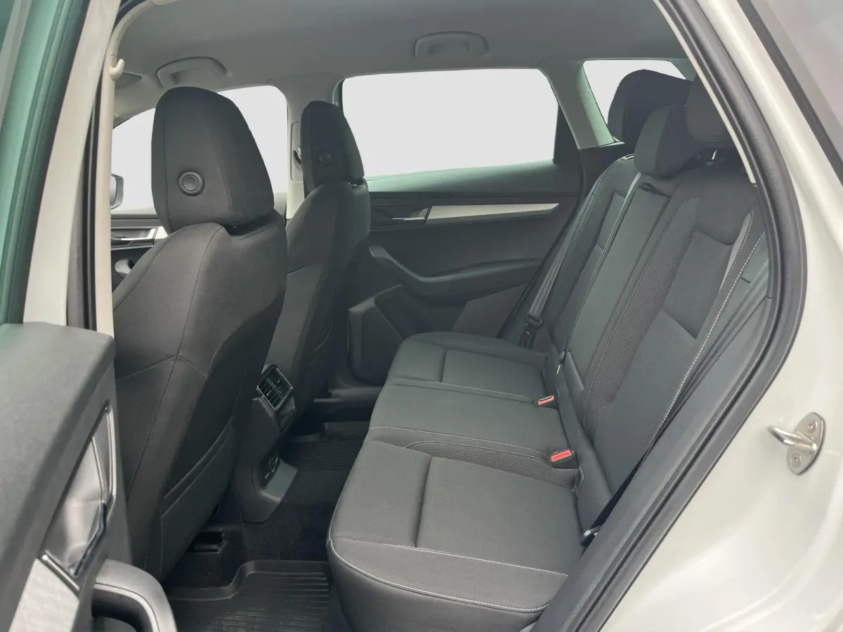 1.0 TSi Business Edition Plus | EL. TREKHAAK | 5 JAAR FABRIEKSGARANTIE |