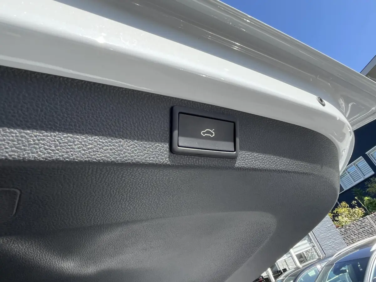 1.5 TSI ACT Sportline Business | EL. TREKHAAK | 360 CAMERA | 5 JAAR GARANTIE |