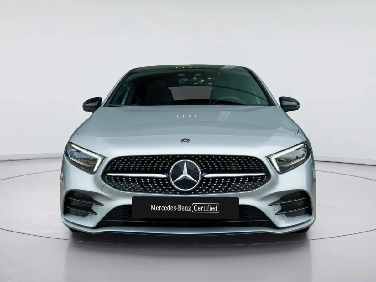 Hatchback 180 Business Solution AMG | Panorama dak