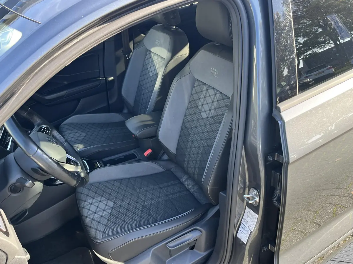 1.5 TSi DSG R-Line (2X) | 5 JAAR FABRIEKSGARANTIE!! |