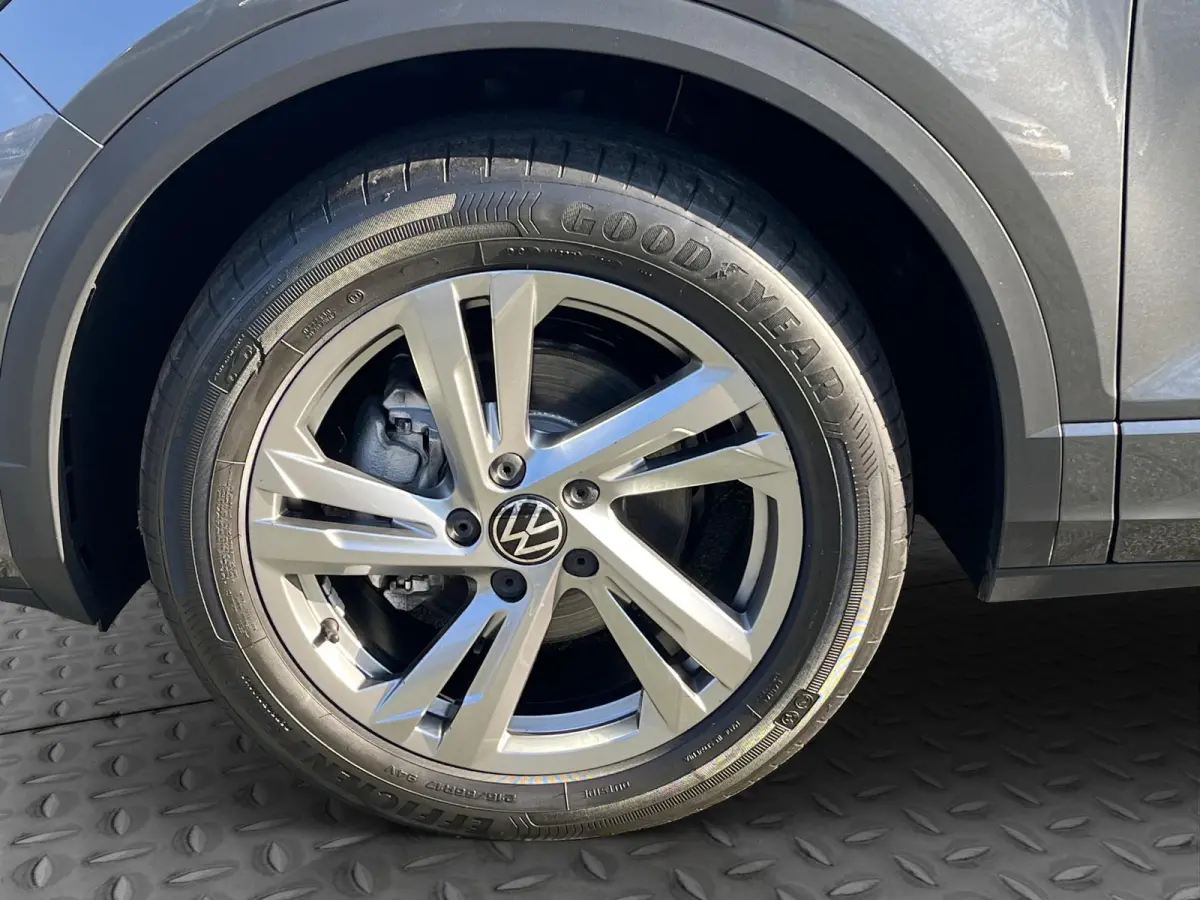 1.5 TSi DSG R-Line (2X) | 5 JAAR FABRIEKSGARANTIE!! |