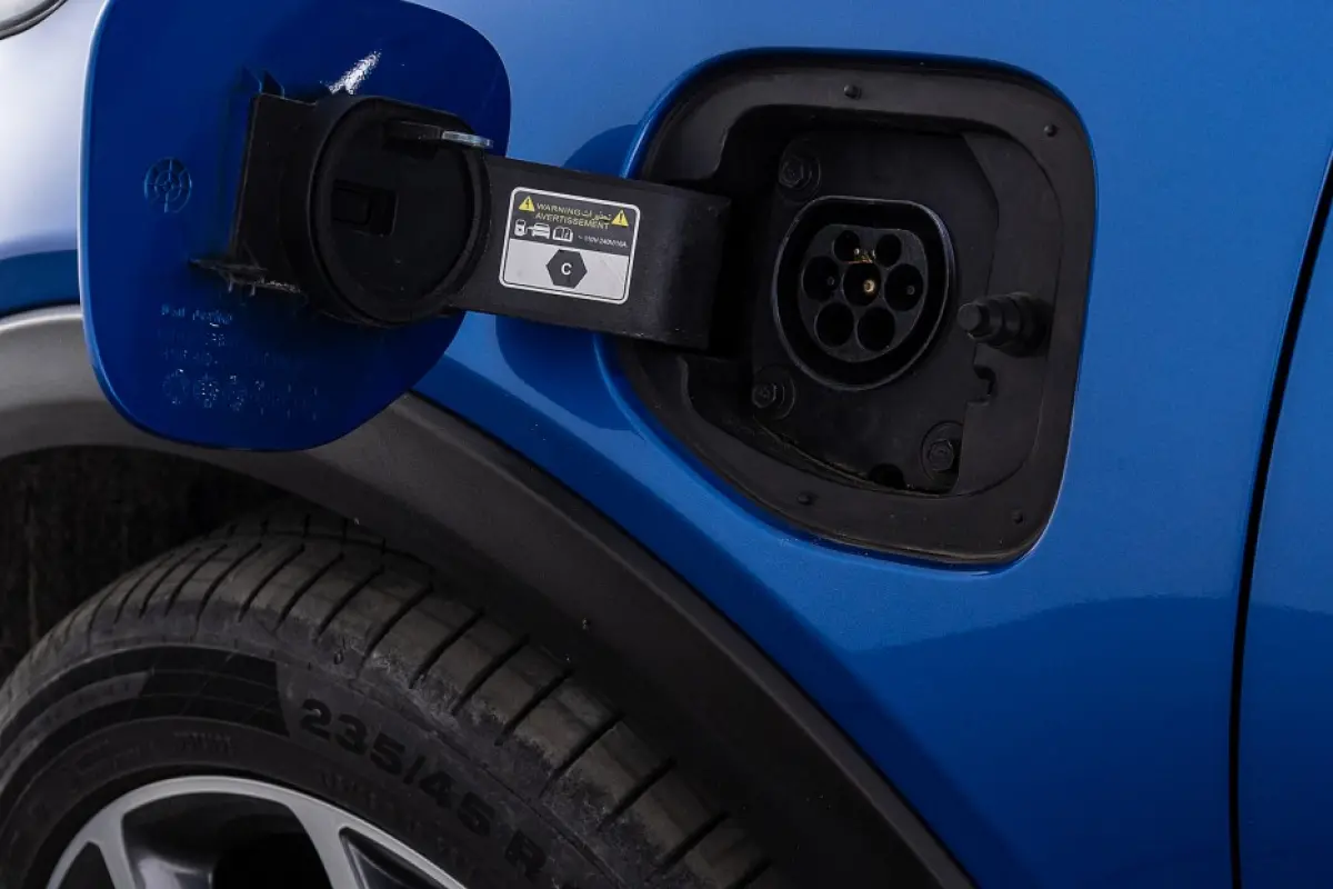 1.6 GDi PHEV DynamicPlusLine | Half LEDER | CARPLAY | Full LED | Stoelverwarming !