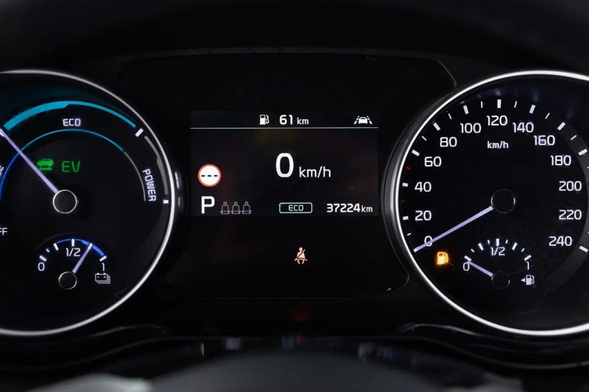1.6 GDi PHEV DynamicPlusLine | Half LEDER | CARPLAY | Full LED | Stoelverwarming !