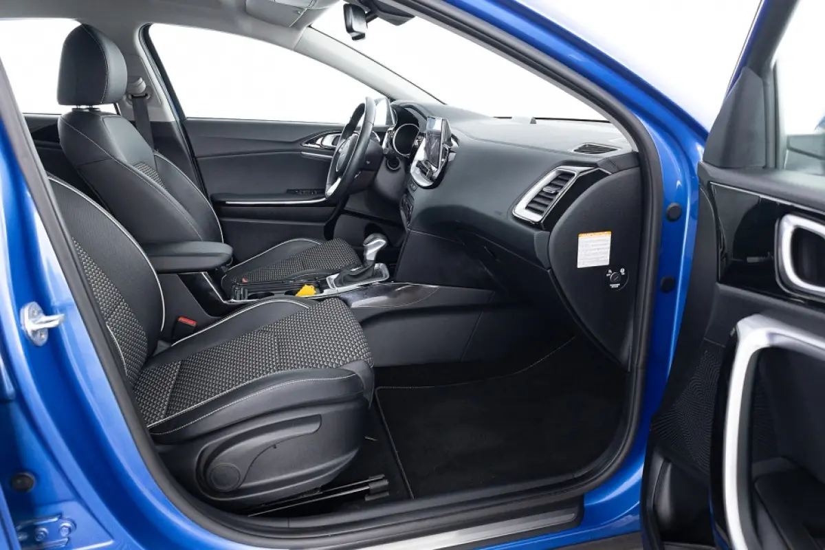 1.6 GDi PHEV DynamicPlusLine | Half LEDER | CARPLAY | Full LED | Stoelverwarming !