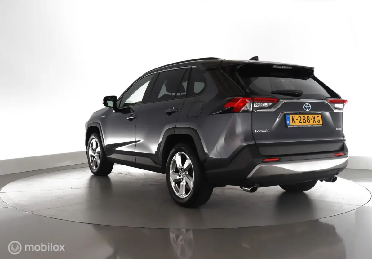 2.5 Hybrid Business Plus Rijklaarprijs|JBL|leer|nav|cam|acc|lmv18