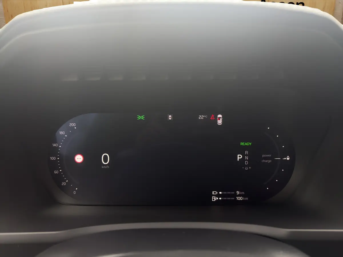 2.0 T8 Plug-in hybrid AWD Ultra Black Ed. Exec. | Bowers & Wilkins | Stoel + Stuur Verwarming | Luchtvering | BLIS | 360 Camera |
