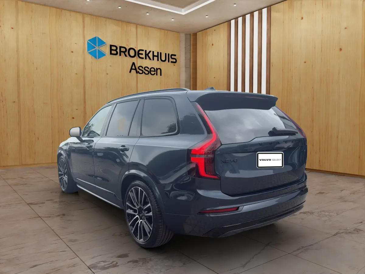 2.0 T8 Plug-in hybrid AWD Ultra Black Ed. Exec. | Bowers & Wilkins | Stoel + Stuur Verwarming | Luchtvering | BLIS | 360 Camera |