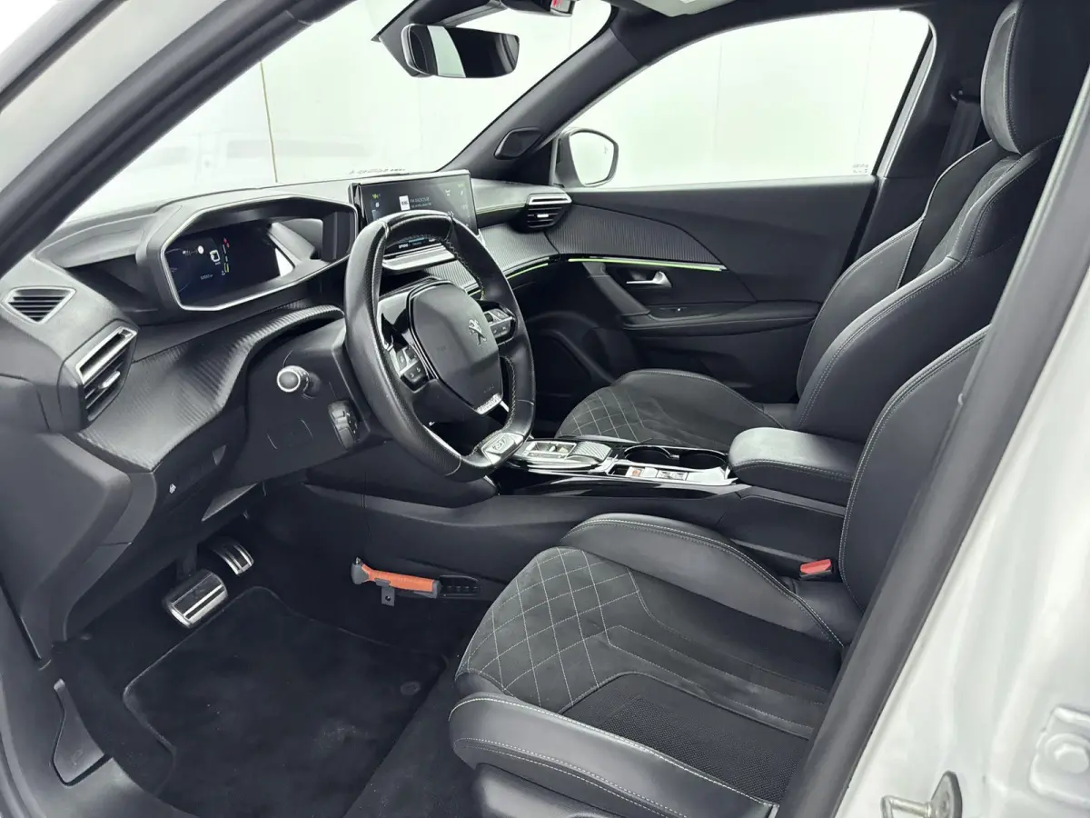 EV GT Pack 50 kWh | Dodehoek detectie | Alcantara stoelen | Camera | Navigatie | Interieur verlichting |SOH 96%
