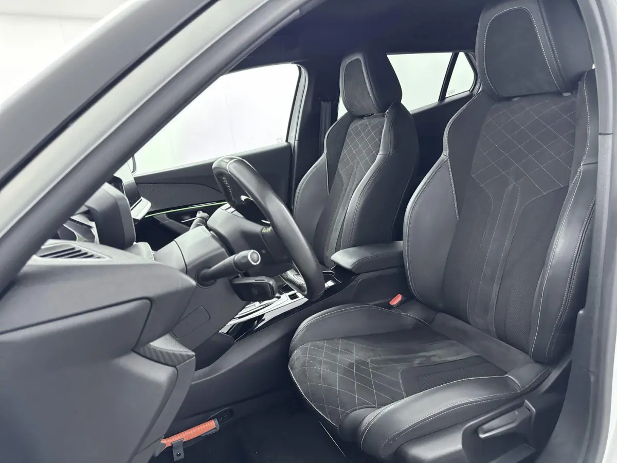 EV GT Pack 50 kWh | Dodehoek detectie | Alcantara stoelen | Camera | Navigatie | Interieur verlichting |SOH 96%