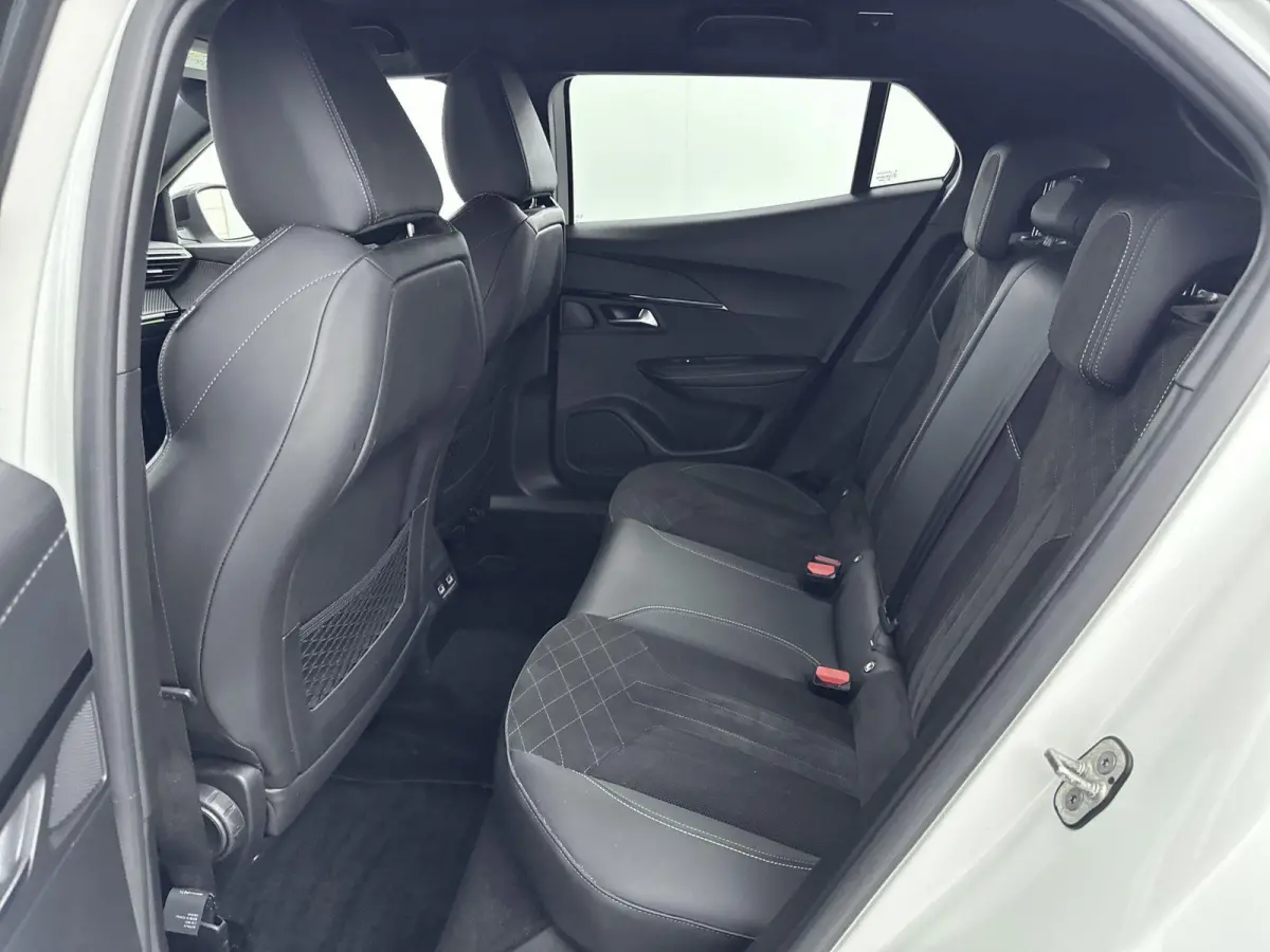 EV GT Pack 50 kWh | Dodehoek detectie | Alcantara stoelen | Camera | Navigatie | Interieur verlichting |SOH 96%