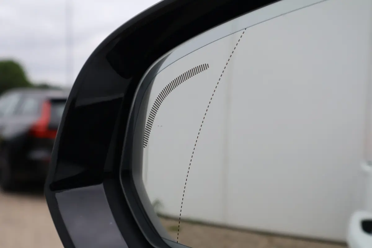 2.0 T6 Plug-in hybrid AWD Plus Dark | Long Range | VolvoSelekt! | R-Design