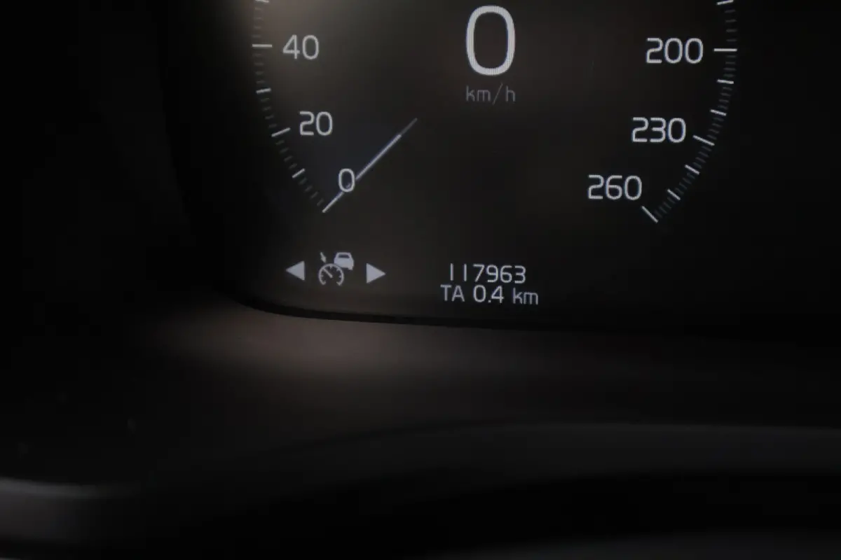 2.0 T6 Plug-in hybrid AWD Plus Dark | Long Range | VolvoSelekt! | R-Design