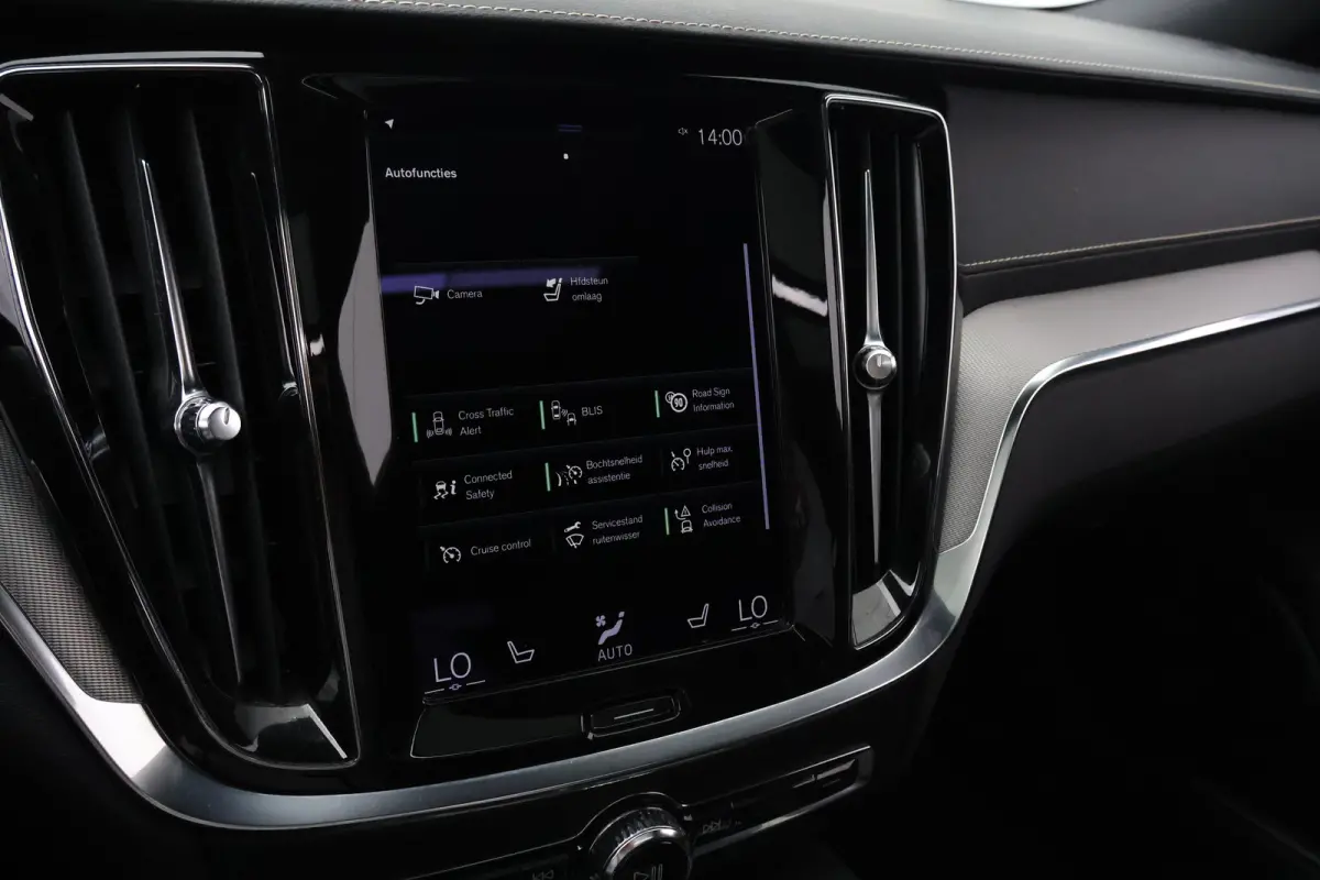 2.0 T6 Plug-in hybrid AWD Plus Dark | Long Range | VolvoSelekt! | R-Design