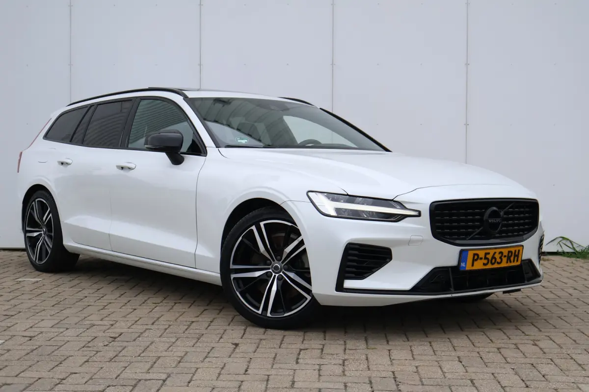 2.0 T6 Plug-in hybrid AWD Plus Dark | Long Range | VolvoSelekt! | R-Design