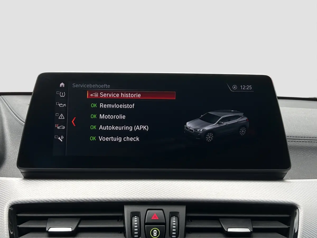 sDrive18i M-Sport | Pano | HUD | Trekhaak | Cruise Control | Achteruitrijcamera | Elektrisch bedienbare achterklep | Elektrisch bedienbare achterklep met sensorsturing