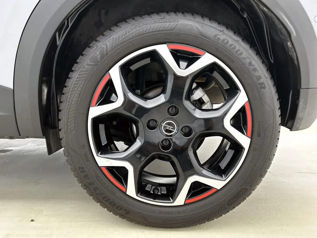 1.2 Turbo GS Line | TREKHAAK | Keyless | Dodehoekdetectie | Adaptieve Cruise Control | Achteruitrijcamera | Stoel-stuur Verwarming | VOL!!