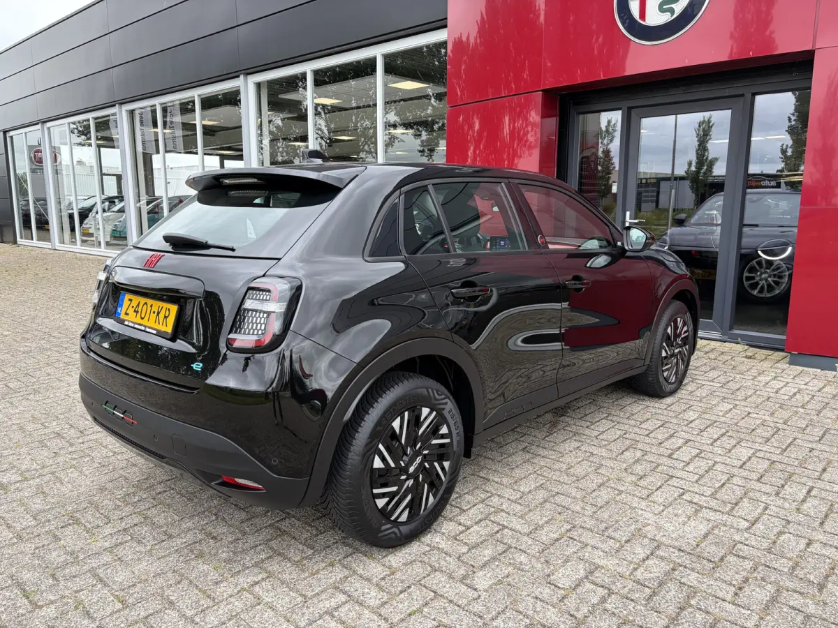 RED 54 kWh | Apple/Android CarPlay | Parkeersensoren