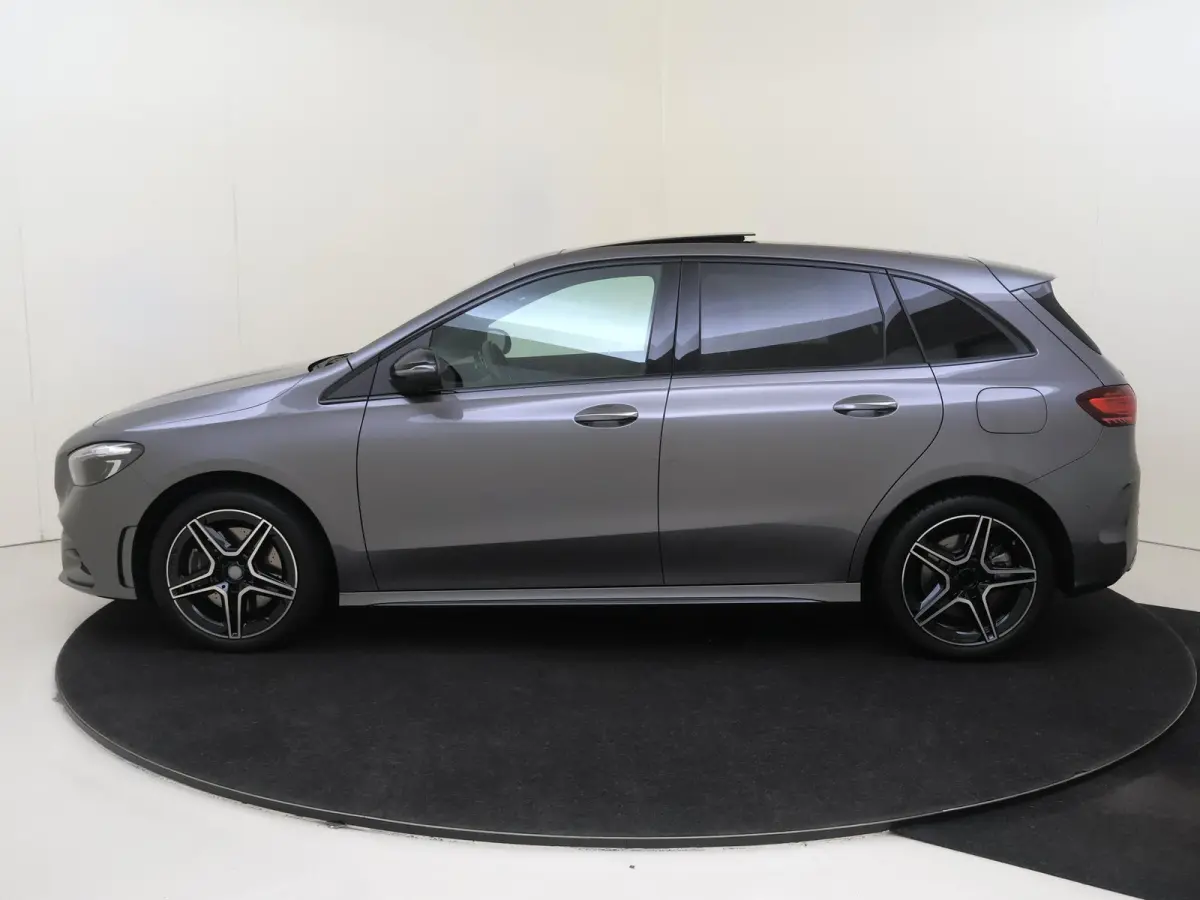 250 e Star Edition AMG Line /Panoramadak /Nightpakket /18 Inch