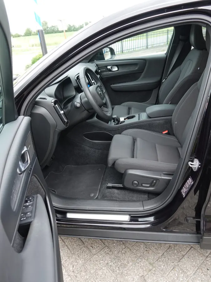 Twin Motor Ultra Black Edition 82 kWh SOH 96,9% | PANO | HK-AUDIO | 360° CAM