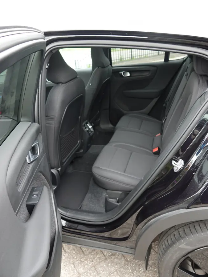 Twin Motor Ultra Black Edition 82 kWh SOH 96,9% | PANO | HK-AUDIO | 360° CAM