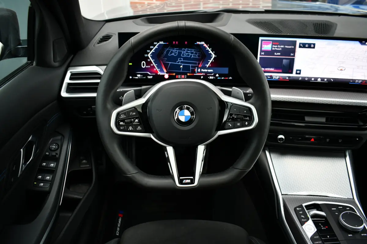 320i M-Sport LCI-2 Dravit Pano ACC 360 HUD 19inch El-klep
