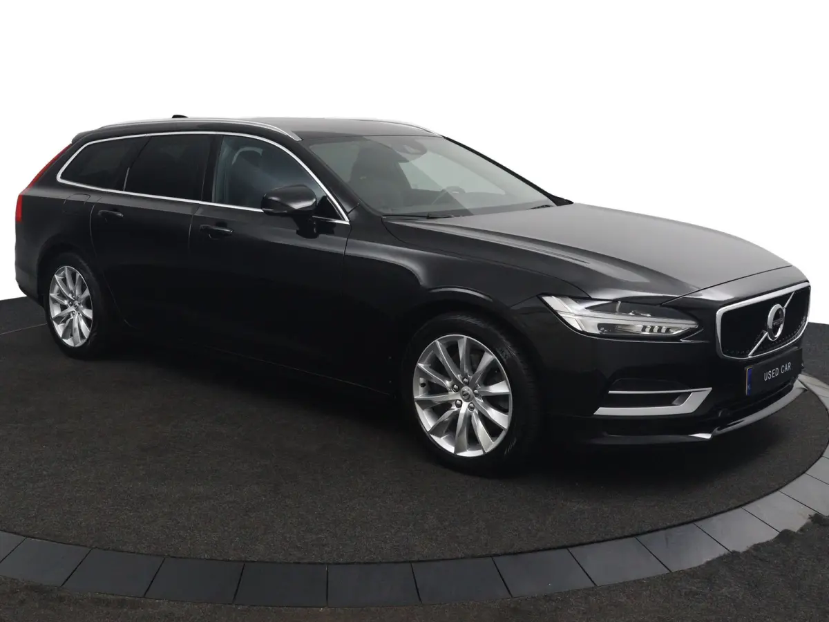 T5 90th Anniversary Edition | Stoelverwarming | BLIS | Adaptieve Cruise control | Camera | Parkeersensoren voor en achter | Leder | Carplay |