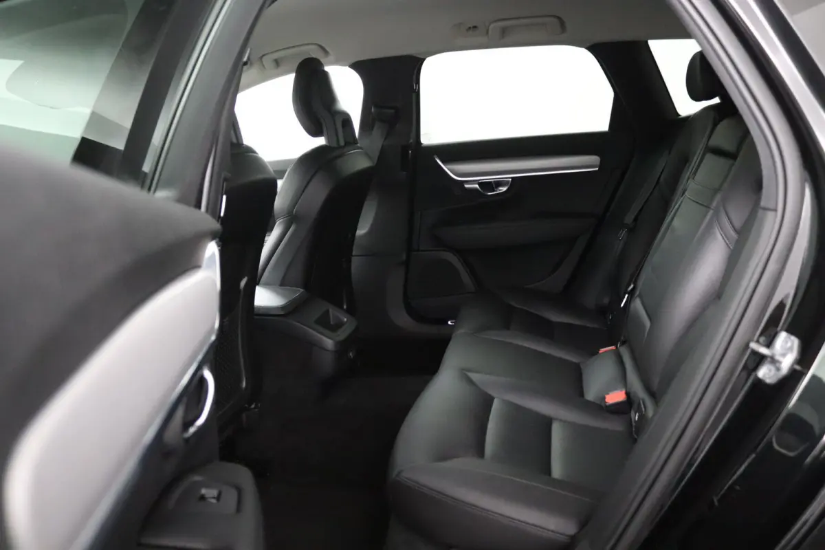 T5 90th Anniversary Edition | Stoelverwarming | BLIS | Adaptieve Cruise control | Camera | Parkeersensoren voor en achter | Leder | Carplay |
