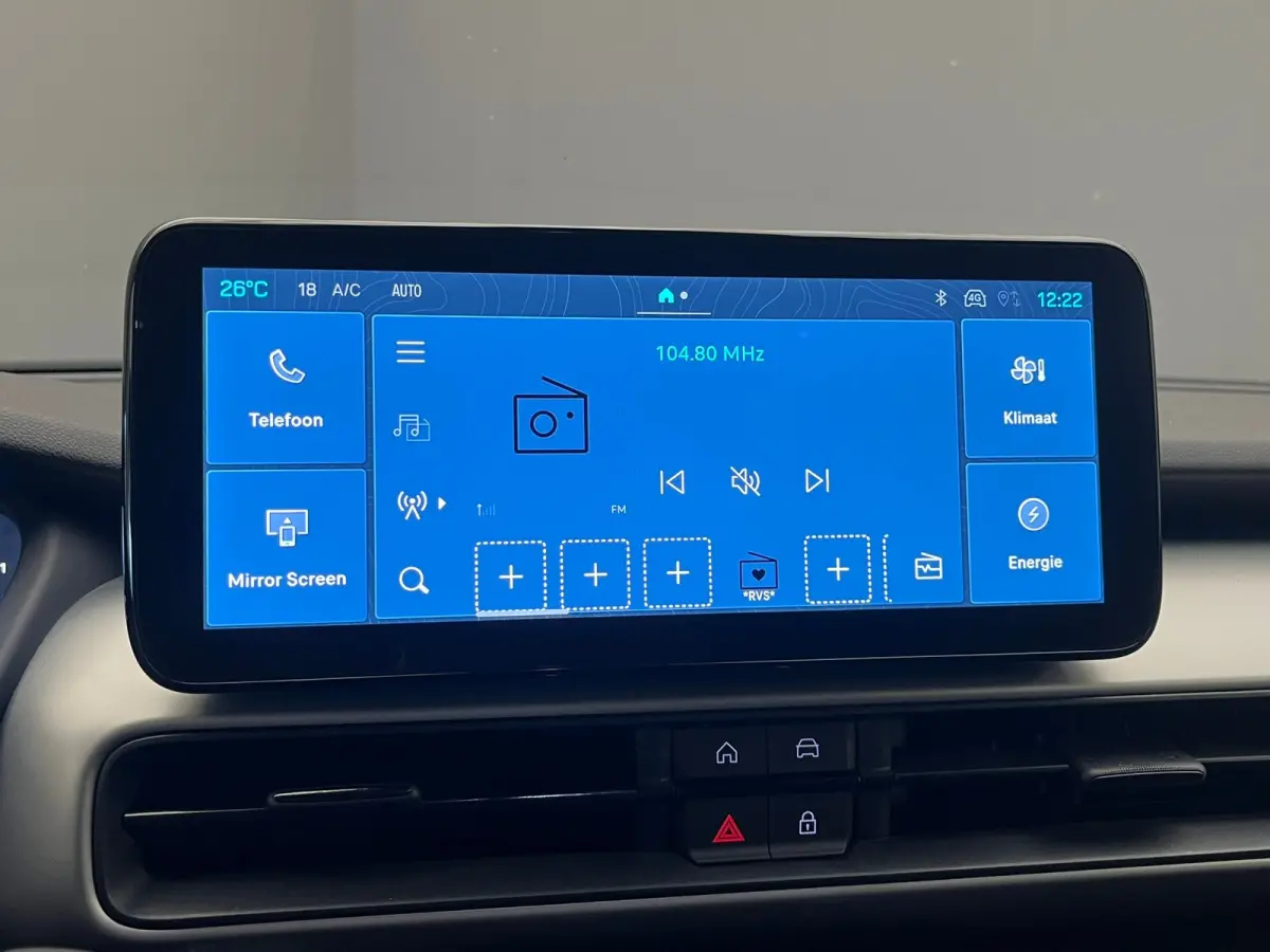 Summit 54kWh Full 156pk 18"Lichtmetaal | Adaptive Cruise | Climate Controle | Keyless Start | Carplay | LED | Digitaal Dashboard | 11 kW lader | Achteruitrijcamera | Airco (automatisch)