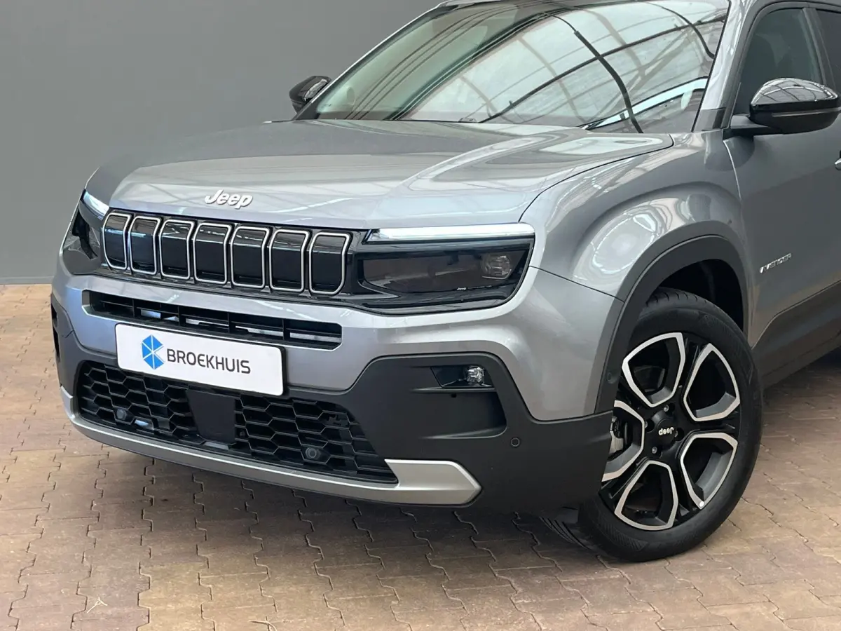 Summit 54kWh Full 156pk 18"Lichtmetaal | Adaptive Cruise | Climate Controle | Keyless Start | Carplay | LED | Digitaal Dashboard | 11 kW lader | Achteruitrijcamera | Airco (automatisch)