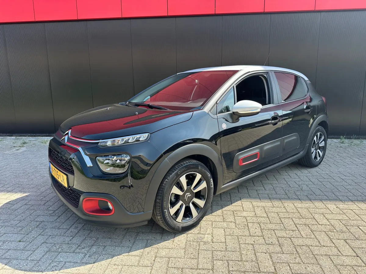 1.2 PureTech C-Series | Navigatie | Trekhaak | Carplay | Climate Control | Cruise Control | Getint Glas | L.M. velgen | | Achterbank in delen neerklapbaar | Airco (automatisch) | Apple Carpl