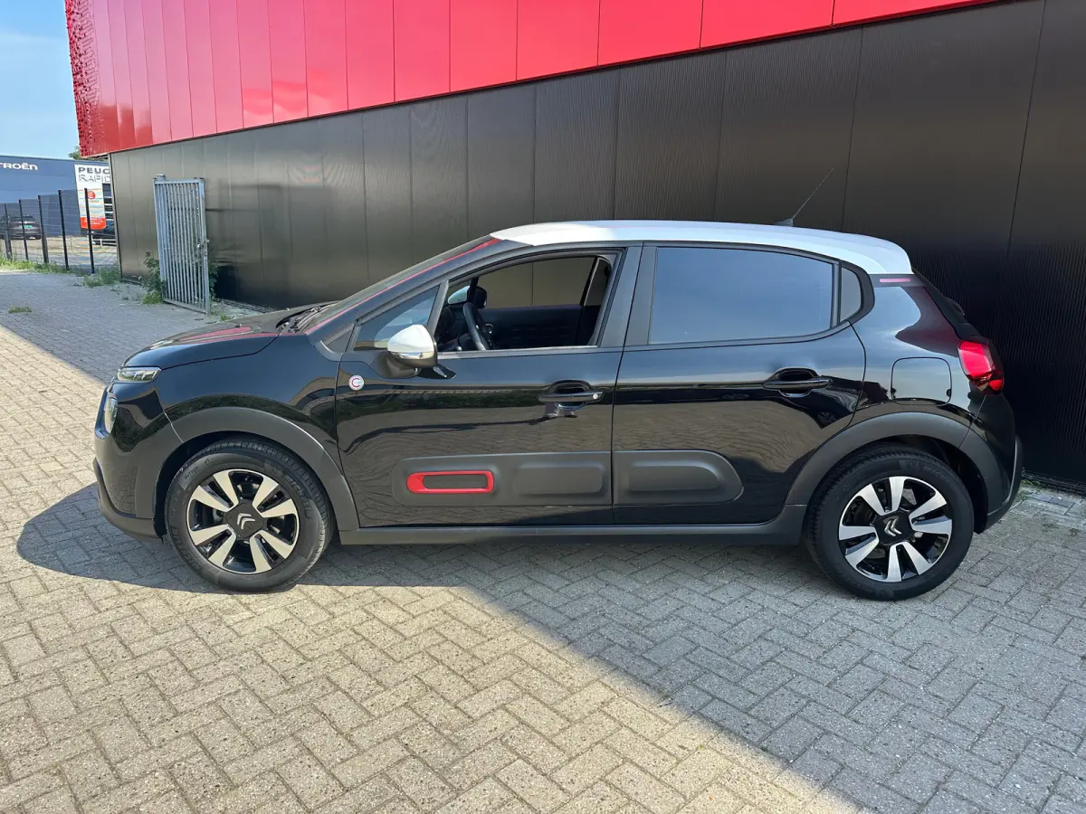 1.2 PureTech C-Series | Navigatie | Trekhaak | Carplay | Climate Control | Cruise Control | Getint Glas | L.M. velgen | | Achterbank in delen neerklapbaar | Airco (automatisch) | Apple Carpl
