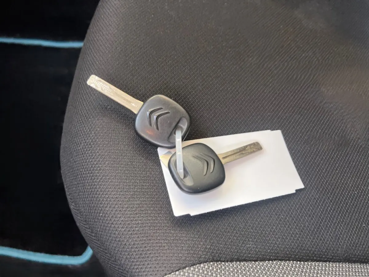 1.0 e-VTi Live 2e Eig. 85.700 km +NAP NL-auto