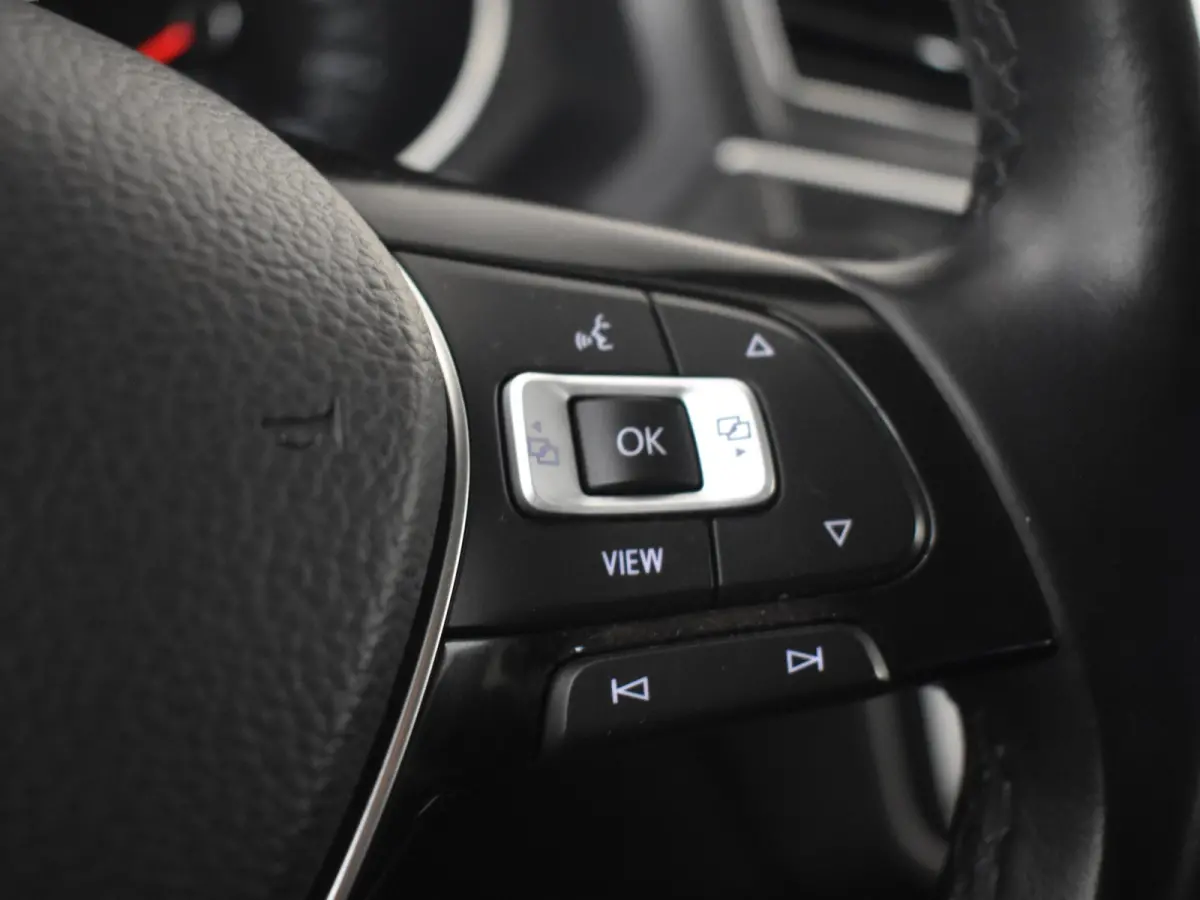 1.5 TSI Comfortline Business 150PK DSG/AUTO | Trekhaak uitklapbaar | Achteruitrijcamera | Apple carplay Android auto | Navigatie full map | Adaptief cruise control | DAB | LED | 17"LMV