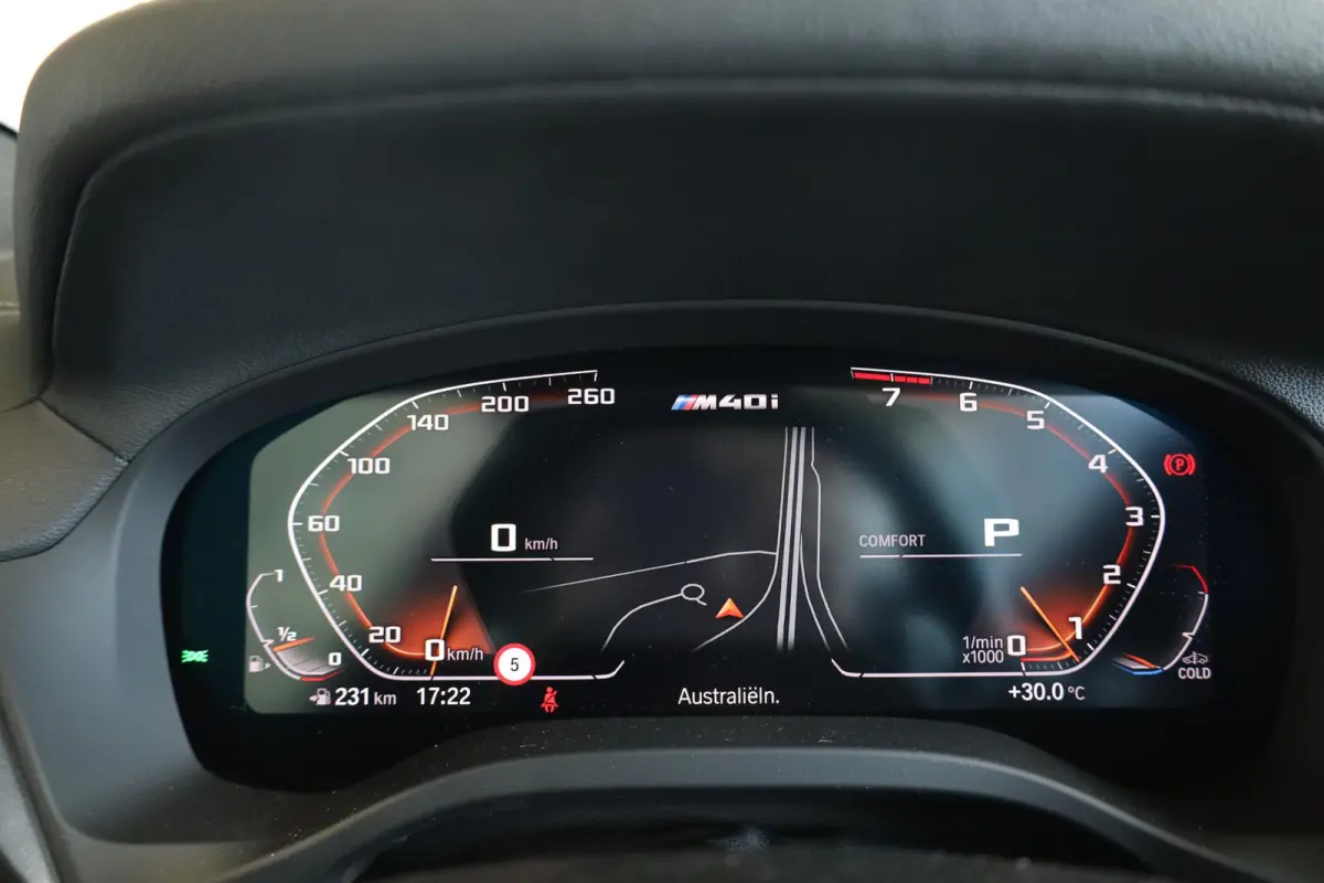 M40i xDrive Driving Assistant | Elektr. Trekhaak | Panoramadak | Head-Up | Elektrisch verstelbare stoelen
