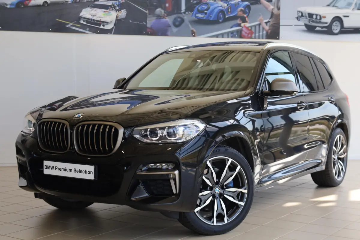 M40i xDrive Driving Assistant | Elektr. Trekhaak | Panoramadak | Head-Up | Elektrisch verstelbare stoelen