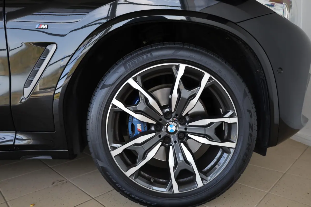 M40i xDrive Driving Assistant | Elektr. Trekhaak | Panoramadak | Head-Up | Elektrisch verstelbare stoelen