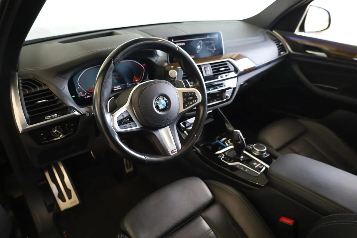 M40i xDrive Driving Assistant | Elektr. Trekhaak | Panoramadak | Head-Up | Elektrisch verstelbare stoelen