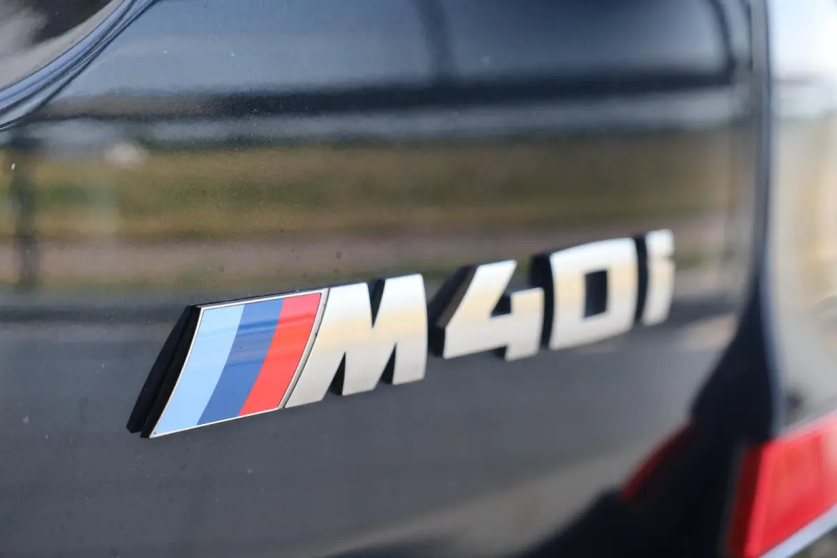 M40i xDrive Driving Assistant | Elektr. Trekhaak | Panoramadak | Head-Up | Elektrisch verstelbare stoelen