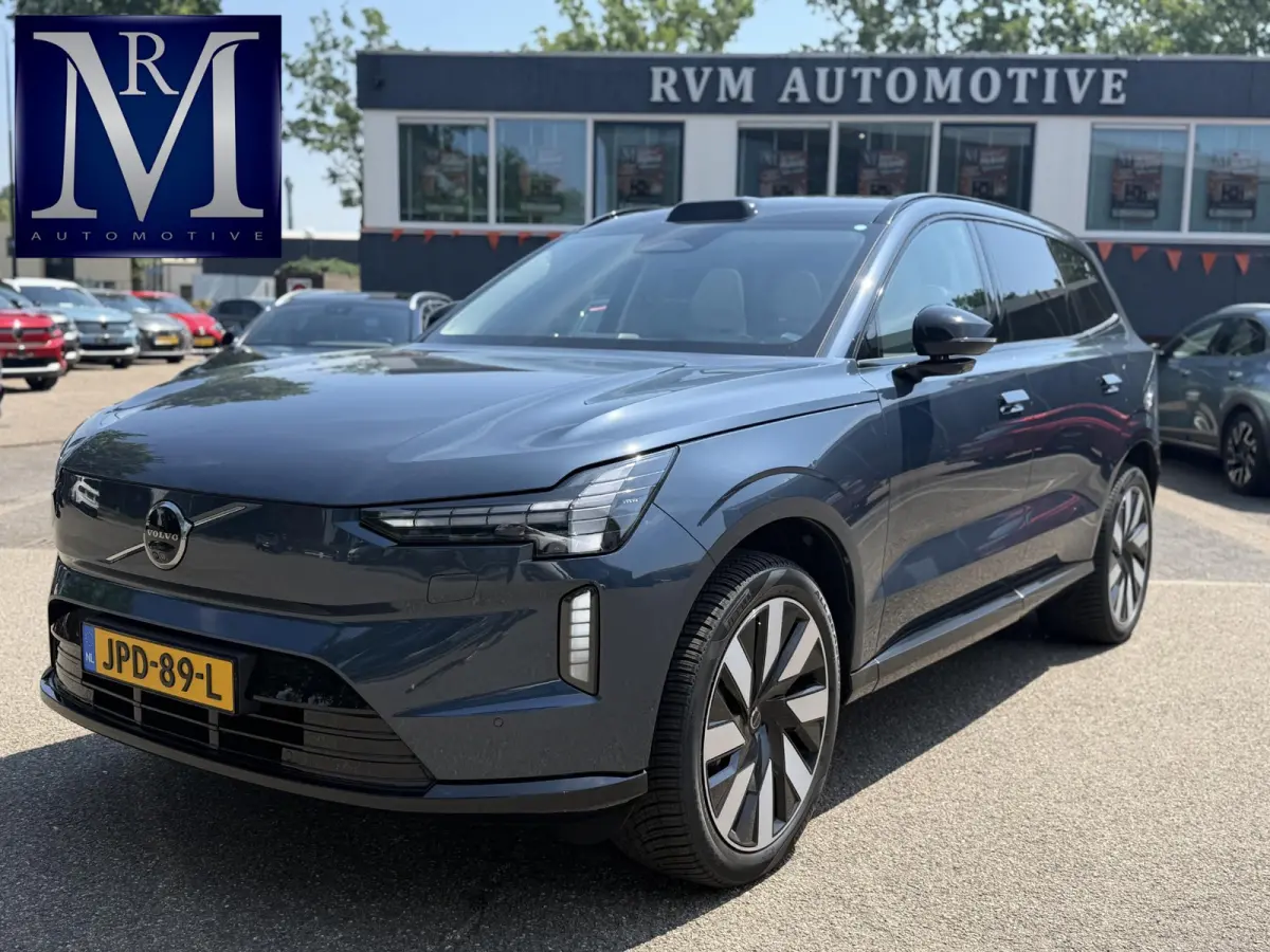 Twin Motor Performance Ultra 7p. 111 kWh