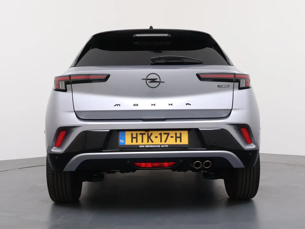 1.2 Turbo Hybrid GS / Alcantara / Navigatie / Camera / Parkeersensoren / Stuur -en Stoelverwarmd / Keyless / Carplay / 17'' LMV