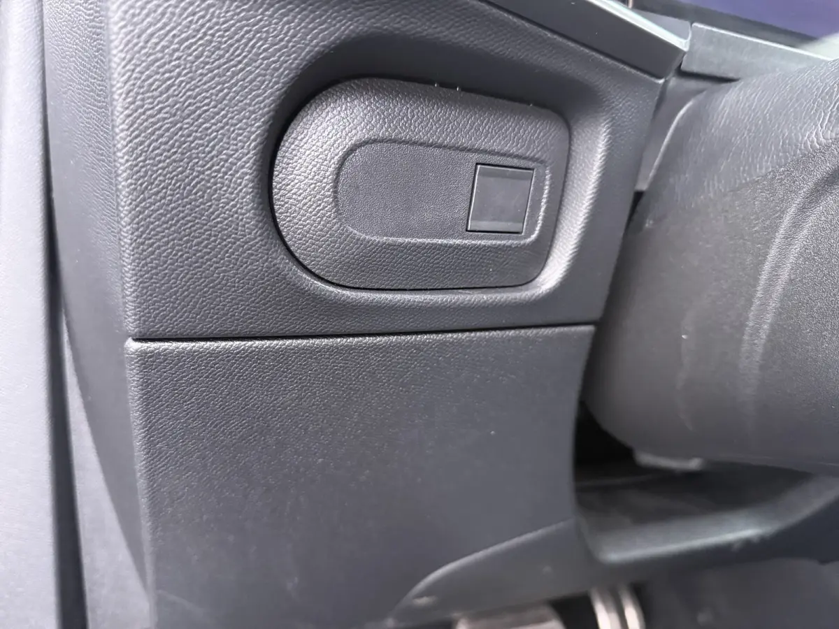 1.2 Turbo Hybrid GS / Alcantara / Navigatie / Camera / Parkeersensoren / Stuur -en Stoelverwarmd / Keyless / Carplay / 17'' LMV