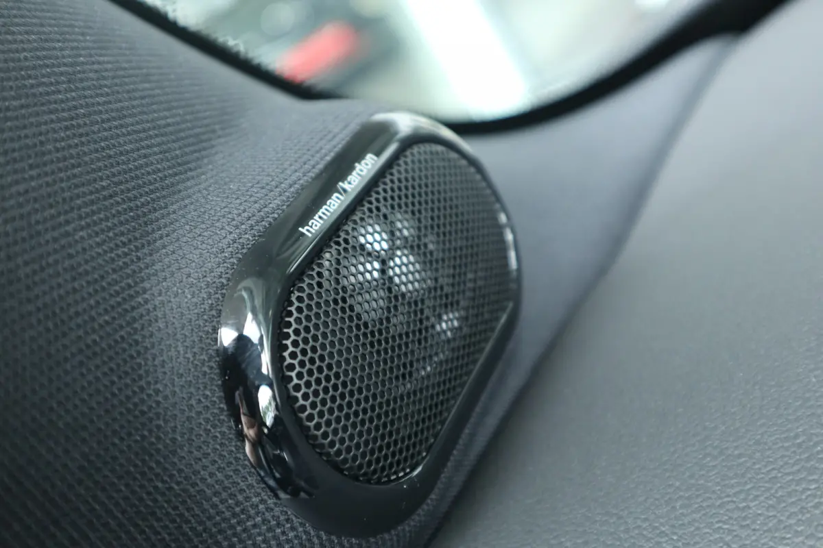 1.5 Cooper 60 Years Edition Pano / H&K Audio / Leer / Head-up / LED / Clima / Cruise