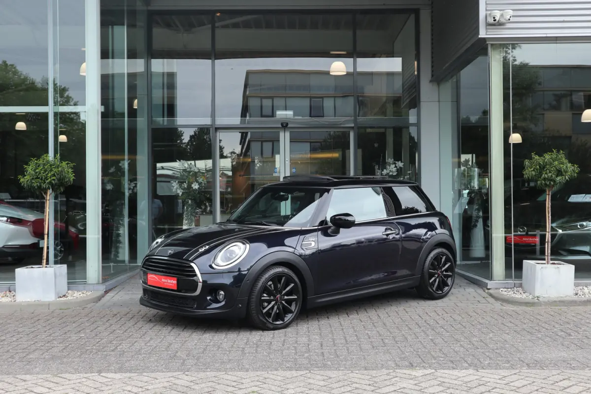 1.5 Cooper 60 Years Edition Pano / H&K Audio / Leer / Head-up / LED / Clima / Cruise