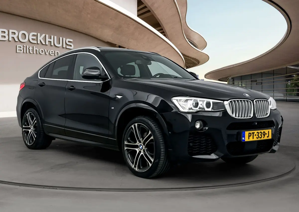xDrive28i High Executive xLine Edition | Schuif / kanteldak | Harman / kardon | Lederen bekleding | PDC V+A en 360 Camera | Alarm | Stoelverwarming |