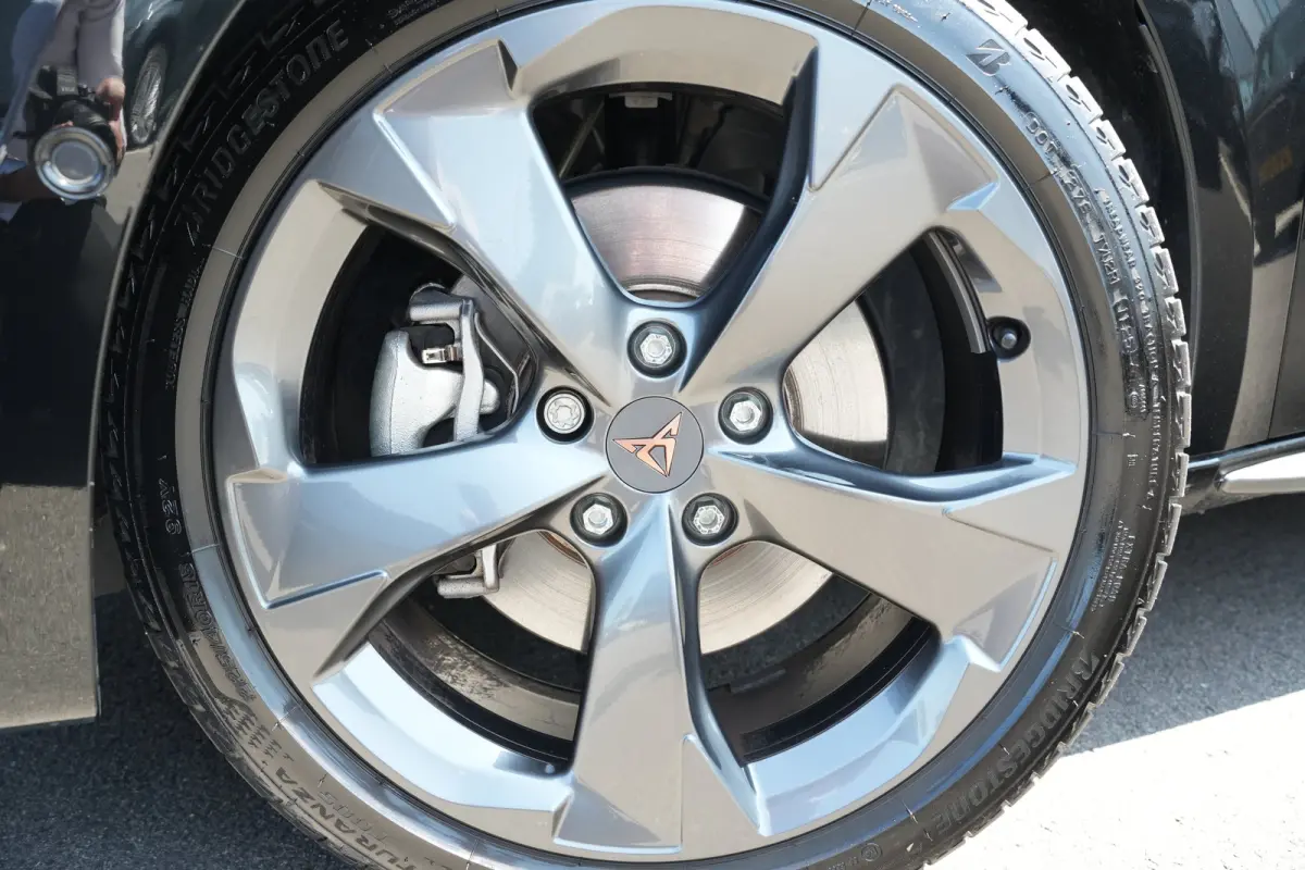 1.5 TSI e-Hybrid 204pk Business | Panoramadak | Camera | Bestuurdersstoel Elektrisch | Sennheiser | 18"