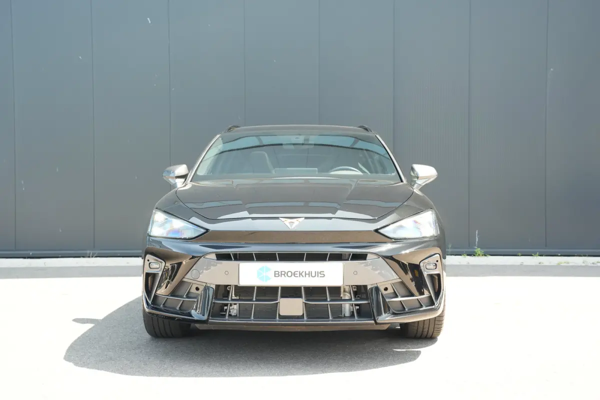 1.5 TSI e-Hybrid 204pk Business | Panoramadak | Camera | Bestuurdersstoel Elektrisch | Sennheiser | 18"