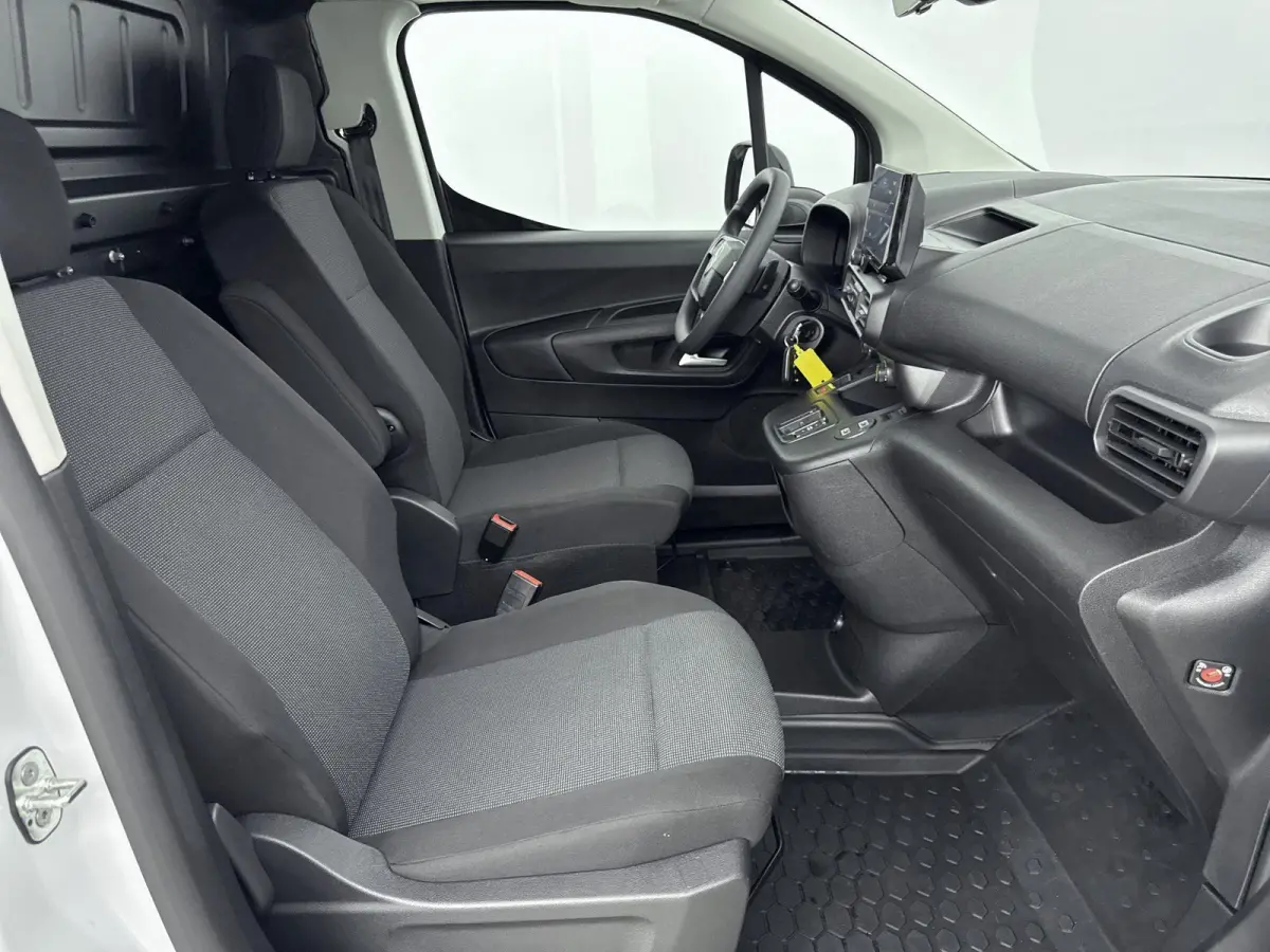 136pk L2 50 kWh | Accu 99% | Airco | Parkeersenoren | Camera | Cruise Control | Vloerplaat | Dodehoekbewaking