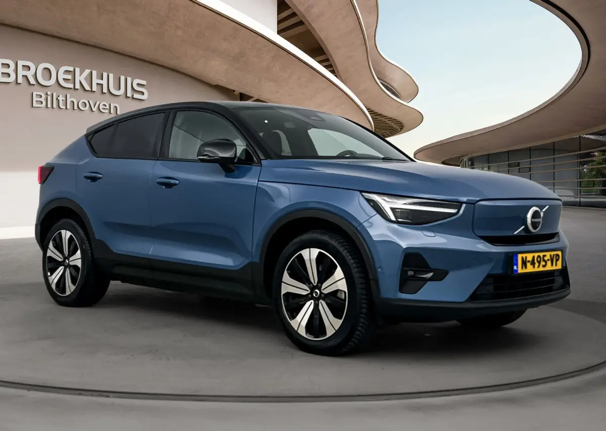 Recharge Twin Intro Edition 78 kWh | PDC V+A en 360 Camera | Elektrische achterklep | AWD | Panoramadak | Alcantara Bekleding | Keyless | Extra getint glas |