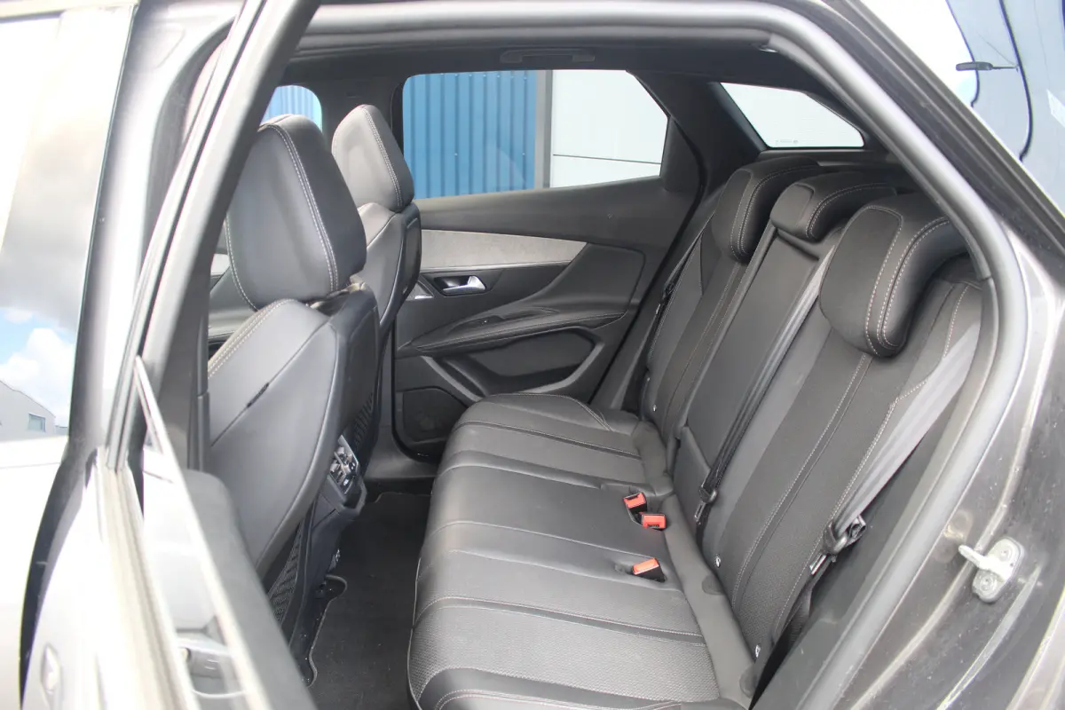 1.2 GT | Pano | Memory | 360 CAM | Adaptive Cruise & Drive Assist | Stoelverw. | Navi | Carplay | | Pano | Memory | 360 CAM | Adaptive Cruise & Drive Assist | Stoelverw. | Navi | Carplay |