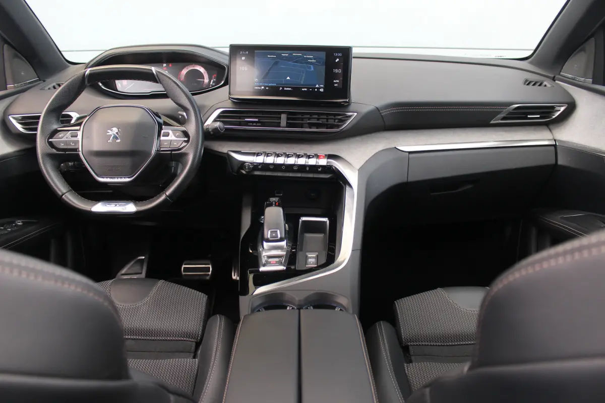 1.2 GT | Pano | Memory | 360 CAM | Adaptive Cruise & Drive Assist | Stoelverw. | Navi | Carplay | | Pano | Memory | 360 CAM | Adaptive Cruise & Drive Assist | Stoelverw. | Navi | Carplay |